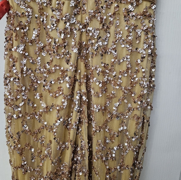 MAC DUGGAL SLEEVELESS V-NECK BEADED COLUMN NUDE GOWN SZ 6 NWT - Picture 9 of 14
